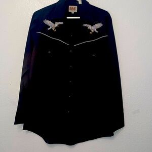 Men’s vintage western style shirt   Size medium.  Black with white embroidery
